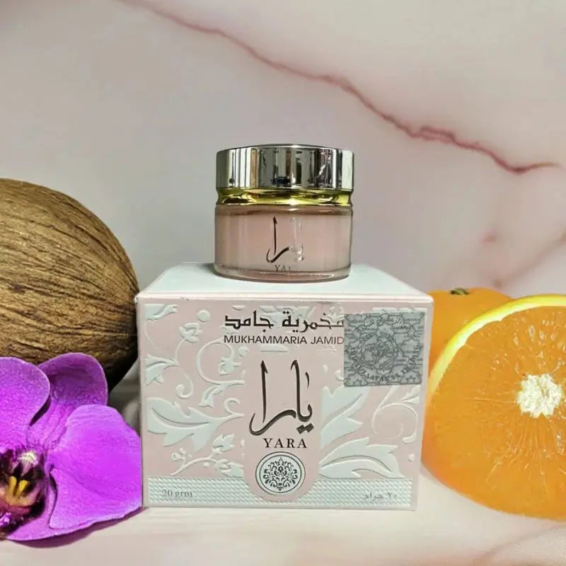 Vaselina Perfumada Yara  Mukhammaria Jamid - 20g Loweelo
